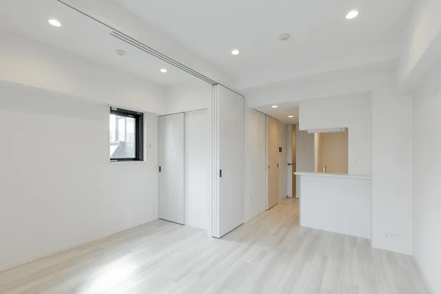Terrace Okachimachi - Interior - ["Property", "Building", "Window"]