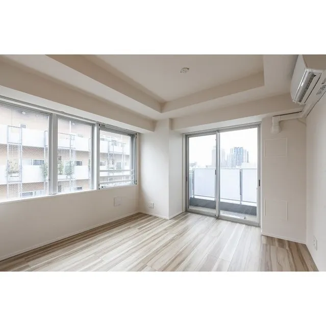 Doue Tsukishima II - Interior - ["Flooring", "Floor", "Wood flooring"]