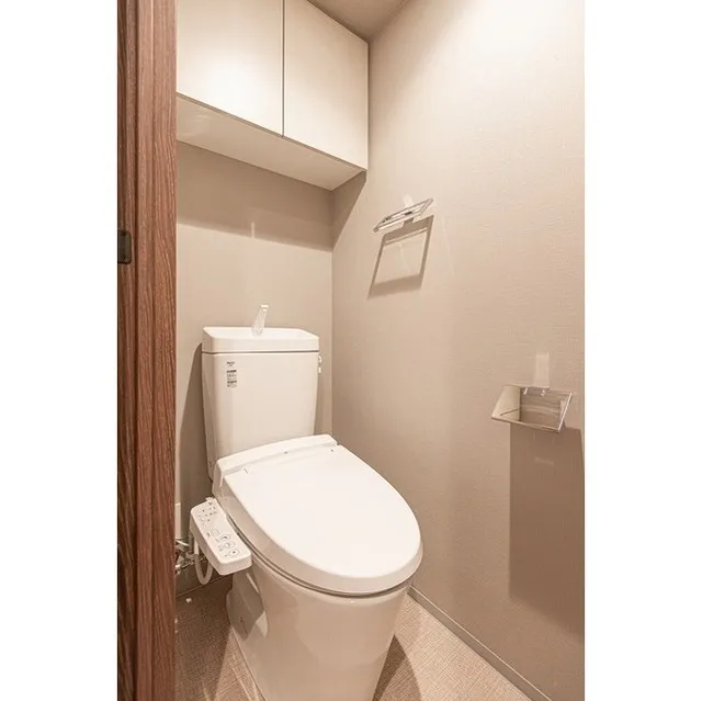 LEFONT PROGRESS SHIBUYA HILLTOP - Interior - ["Toilet", "Toilet seat", "Bathroom"]