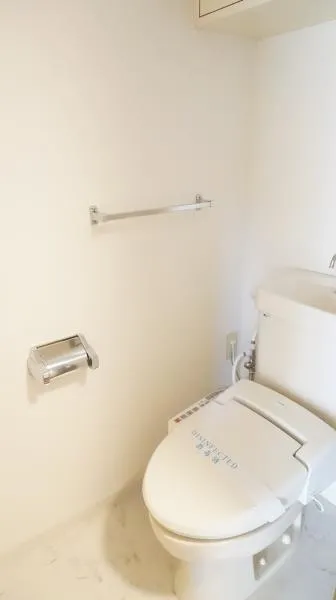 New Heights Toshimaen - Interior - ["Toilet seat", "Bathroom", "Plumbing fixture"]