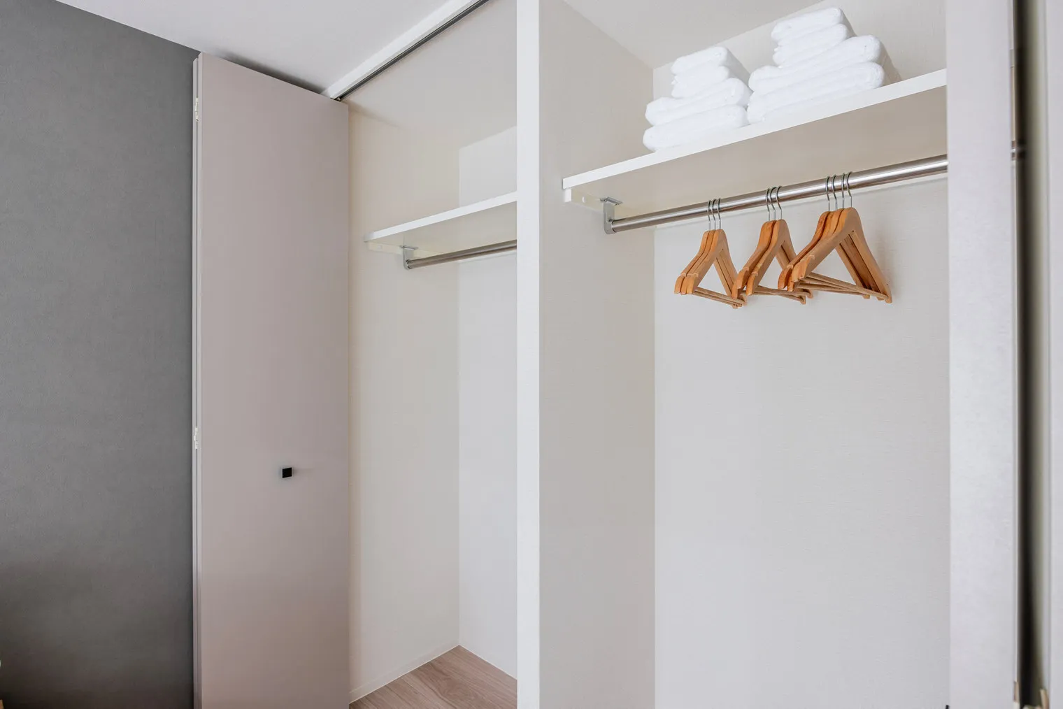 DeLCCS Nagatacho - Interior - []
