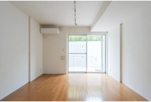 Cozy Court Nakameguro - Interior - ["Floor", "Apartment", "Daylighting"]