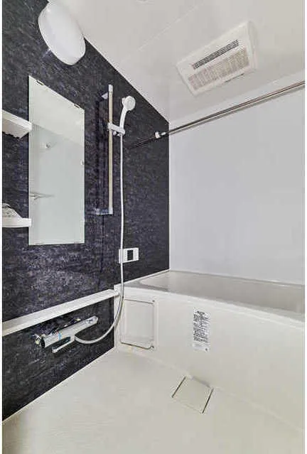 Comforia Takenotsuka East - Interior - ["Flooring", "Plumbing fixture", "Floor"]