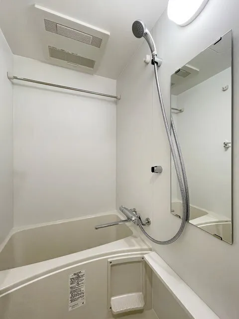 Orchid Residence Shinagawa Nakanobu - Interior - ["Shower head", "Plumbing fixture", "Shower"]