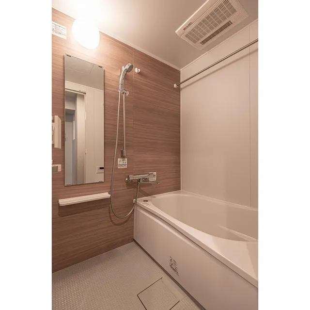 Milia Residence Kuramae - Interior - ["Bathtub", "Tap", "Building"]