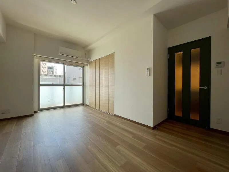 Esmore Morishita - Interior - ["Flooring", "Floor", "Wood flooring"]