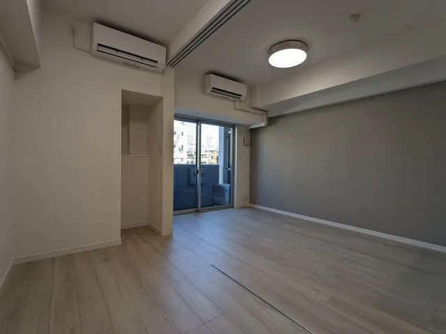 Asyl Court Itabashi Honcho - Interior - ["Building", "Fixture", "Wood"]