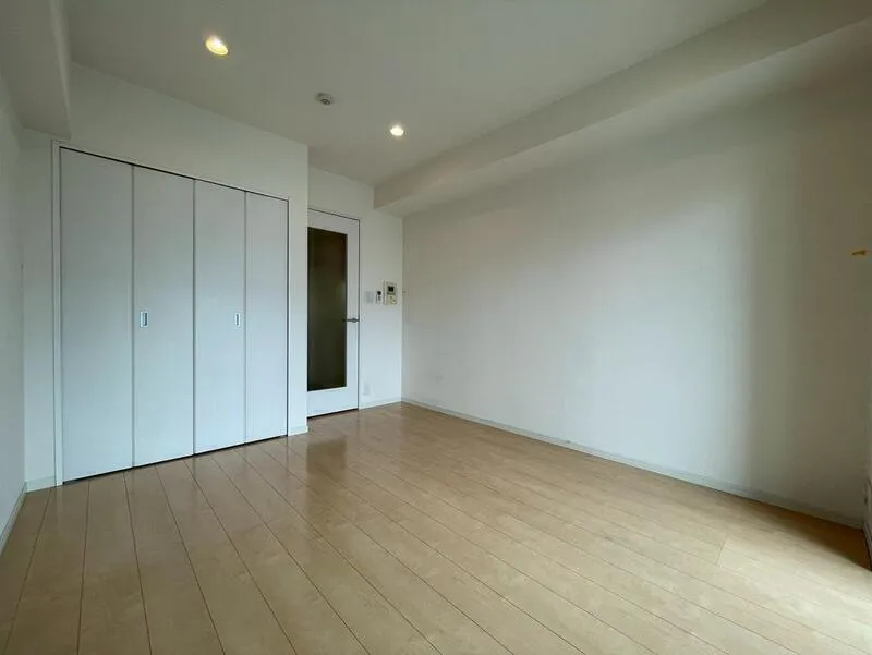 BluRock Toyosu - Interior - ["Flooring", "Floor", "Wood"]