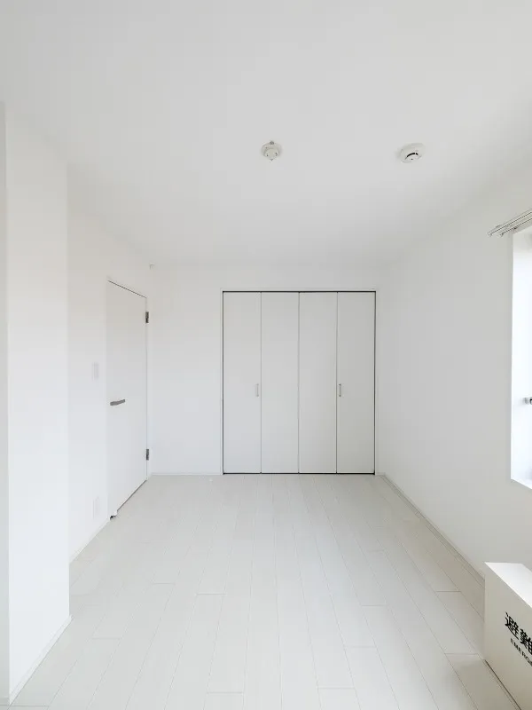 El Faro Sangenjaya VI - Interior - ["Flooring", "Floor", "White"]