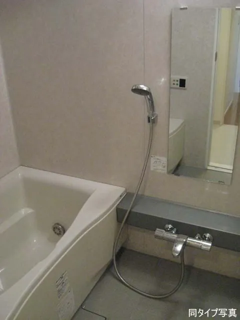 Comforia Mita North - Interior - ["Property", "Plumbing fixture", "Wall"]