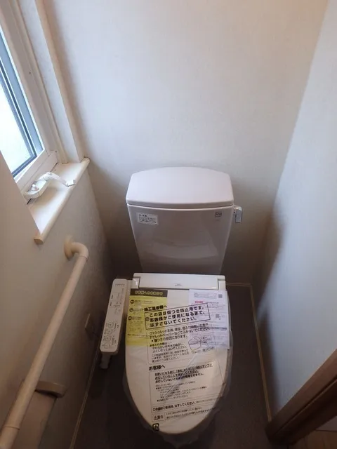 2-4-10 Nakamachi, Koganei City, Tokyo - Interior - ["Toilet seat", "Toilet", "Plumbing fixture"]
