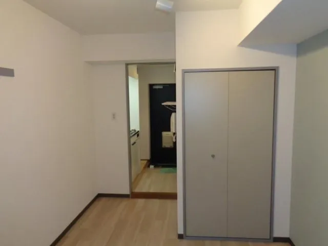 Sky Court Shinjuku Ochiai No. 5 - Interior - ["Flooring", "Floor", "Wood"]