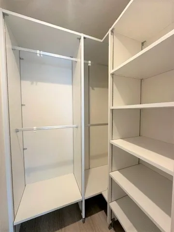Hiroo Apartment - Interior - ["Furniture", "Shelving", "Shelf"]