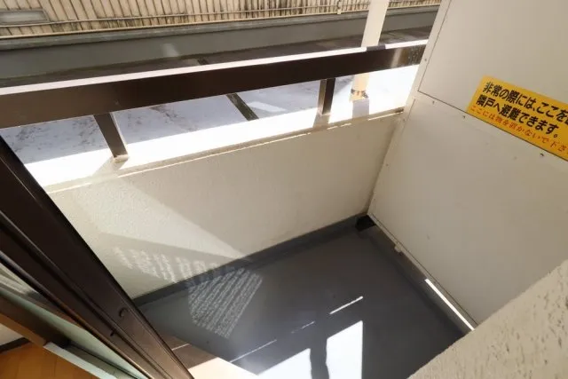 Imperial Akasaka Forum - Interior - ["Floor", "Daylighting", "Building material"]