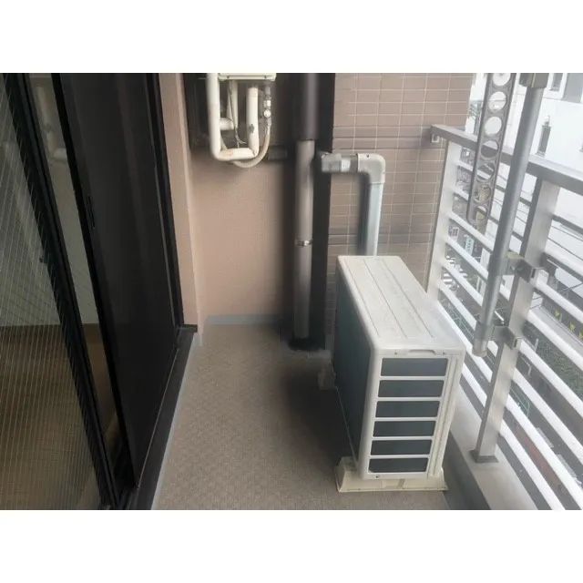 Rivere Kudan Minami - Interior - ["Property", "Fixture", "Door"]