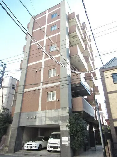 Studio Square Sumiyoshi - Exterior - ["Overhead power line", "Electrical cable", "Electrical network"]