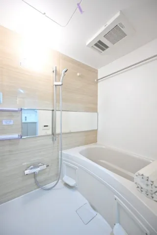 Le Nid Nihonbashi - Interior - ["Flooring", "Plumbing fixture", "Interior design"]