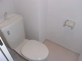 Esthe Asagaya - Interior - ["Toilet seat", "Toilet", "Plumbing fixture"]