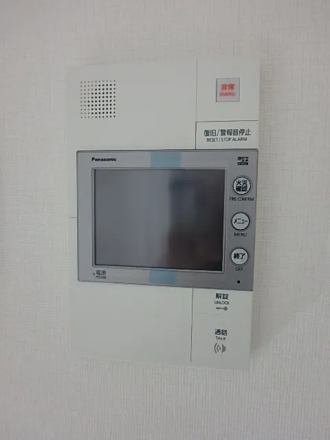 Le Fon Blanche Shinagawa Minamioi - Interior - ["Electronic device", "Technology", "Electronics"]