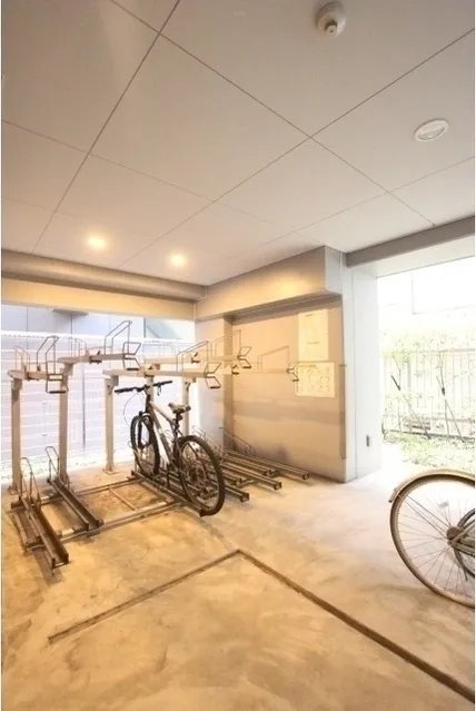 BPR Residence Ebisu - Other - ["Ceiling", "Room", "Bicycle"]