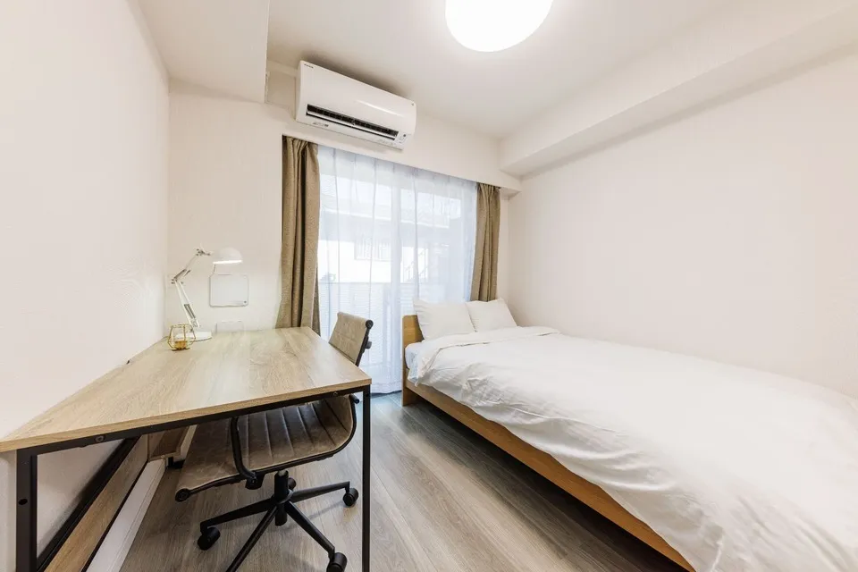 Hmlet Koenji II - Interior - ["Furniture", "Interior design", "Flooring"]