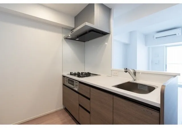 Comforia Takenotsuka East - Interior - ["Apartment", "Wood flooring", "Kitchen"]