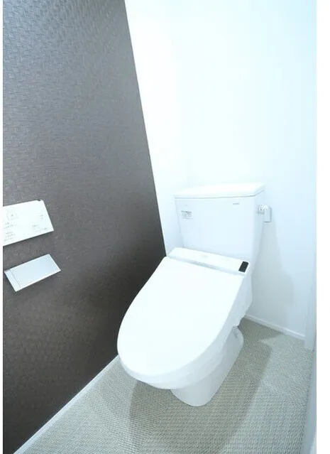 Sasazuka Flats - Interior - ["Toilet", "Toilet seat", "Bathroom"]