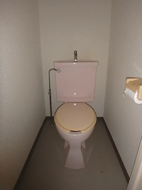 Abita Ikegami - Interior - ["Toilet seat", "Toilet", "Plumbing fixture"]