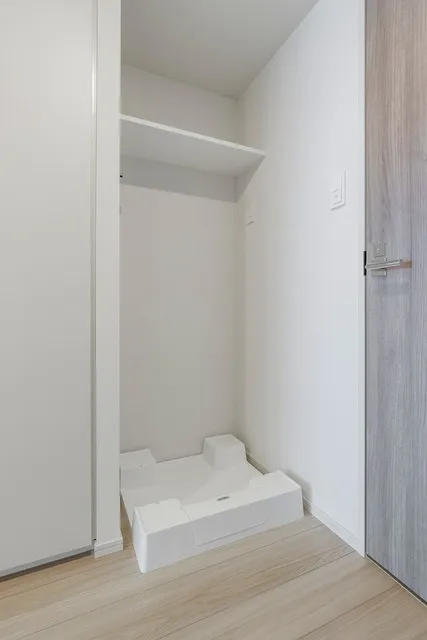 Clarity Magome - Interior - ["Flooring", "Wood", "Floor"]