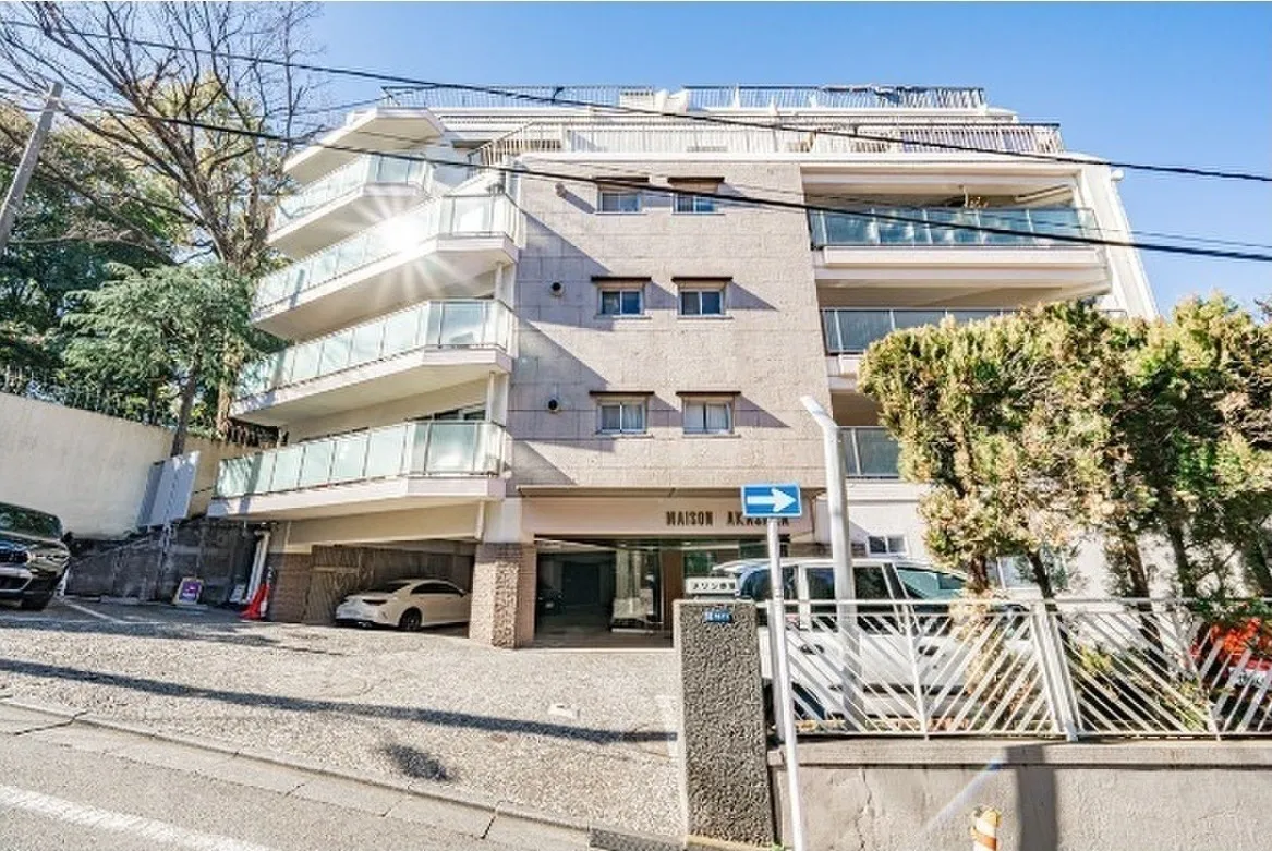 Green Oasis Akasaka - Exterior - ["Apartment", "Urban design", "Condominium"]