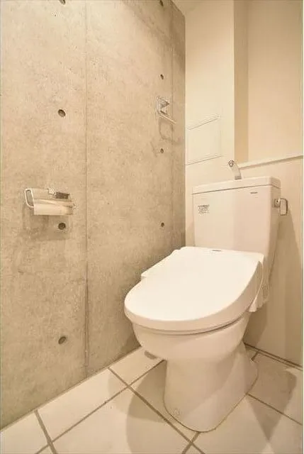 EXAM Shimokitazawa II - Interior - ["Brown", "Toilet seat", "Toilet"]