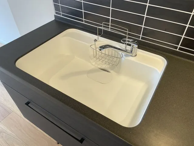 Maison Sunshine - Interior - ["Tap", "Plumbing fixture", "Sink"]