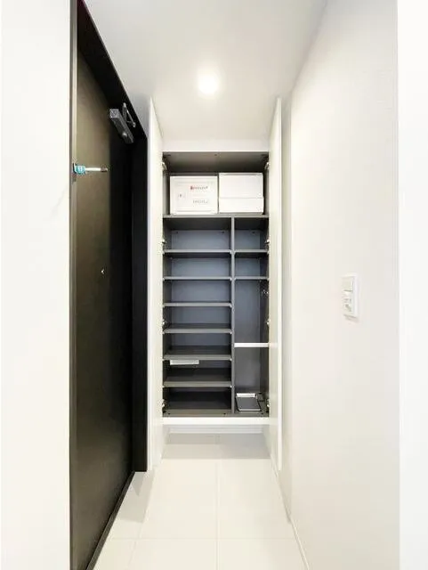 M Trianon - Interior - ["Flooring", "Wood", "Interior design"]