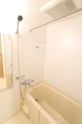 Prime Urban Yoga - Interior - ["Flooring", "Floor", "Plumbing fixture"]