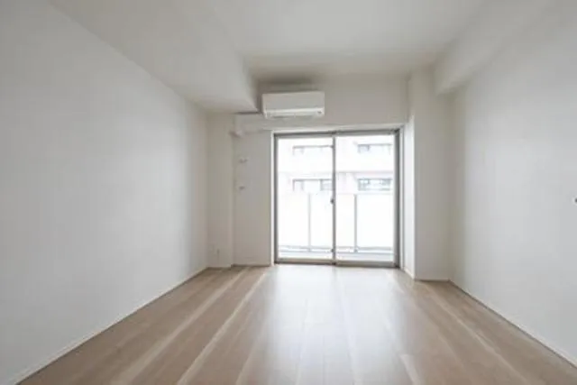 Oase Shinagawa Residence - Interior - ["Fixture", "Building", "Hall"]