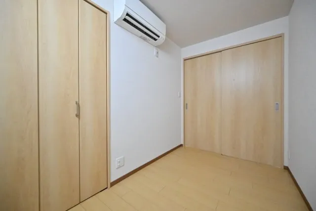 CENTRAL GARDEN RESIDENCE TOKYO - Interior - ["Flooring", "Wood", "Floor"]