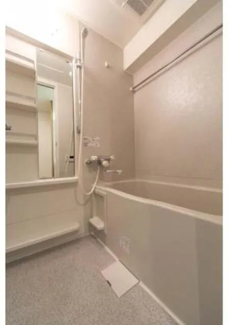 SUN Ebisu - Interior - ["Plumbing fixture", "Bathtub", "Building"]