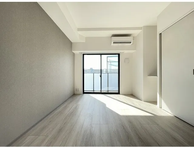 Comforia Nakakasai - Interior - ["Floor", "Flooring", "Ceiling"]
