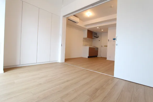 Proud Flat Yoyogi Hachiman - Interior - ["Building", "Wood", "Fixture"]