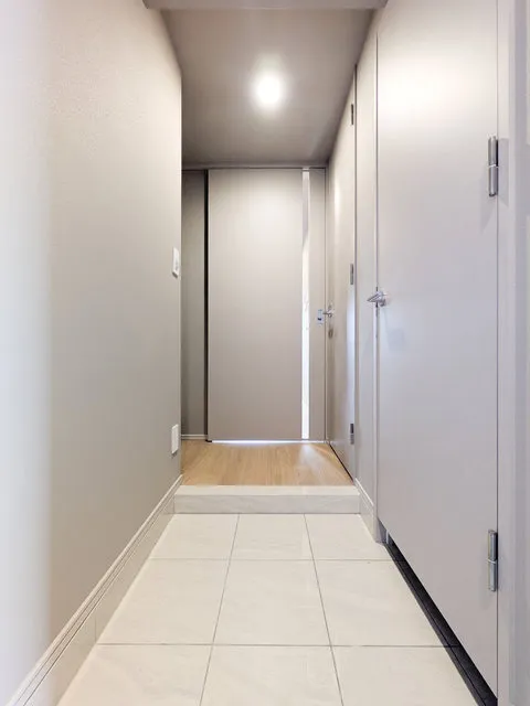 Baus Flats Kuramae - Interior - ["Flooring", "Floor", "Wall"]