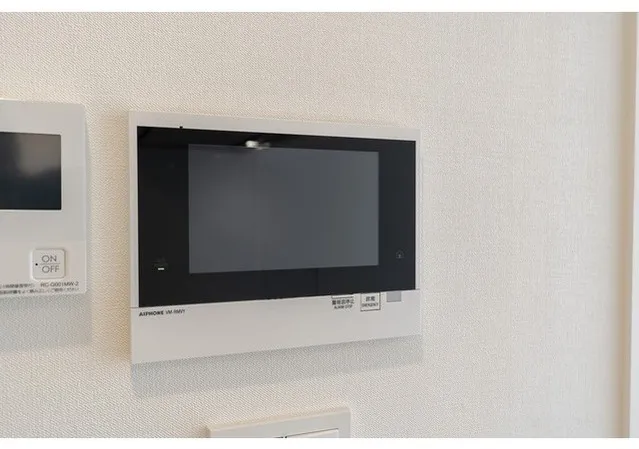 ORSUS Togoshi Ginza - Interior - ["Computer monitor accessory", "Rectangle", "Home appliance"]
