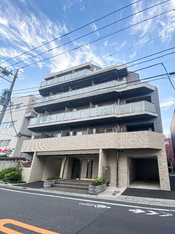 Residia Kamata Minami Place - Exterior - ["Brutalist architecture"]