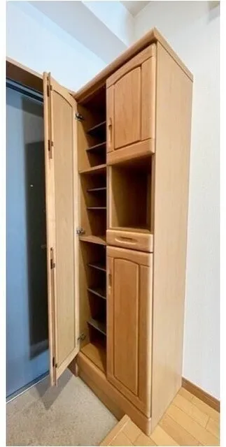 T. Halzion - Interior - ["Wood", "Furniture", "Wood stain"]