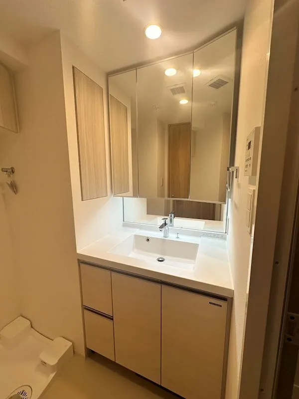 KOMABA WEST - Interior - *Photo of Room 601