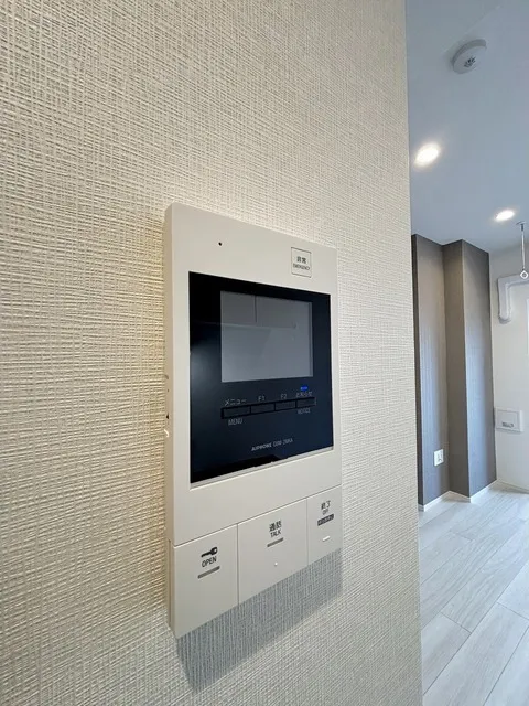 Comforia Liv Osaki - Interior - ["Electronic device", "Technology", "Display device"]