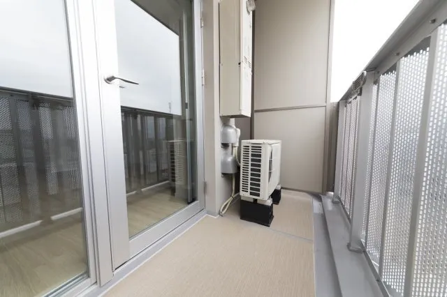PROUD FLAT Asakusa Bridge II - Interior - ["Floor", "Apartment", "Glass"]