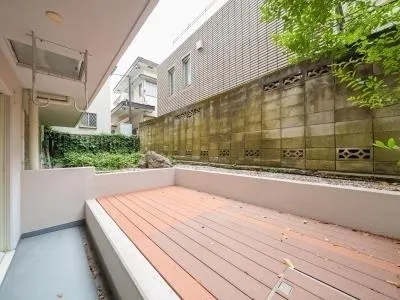 Nakazawa Court - Interior - ["Floor", "Condominium", "Courtyard"]