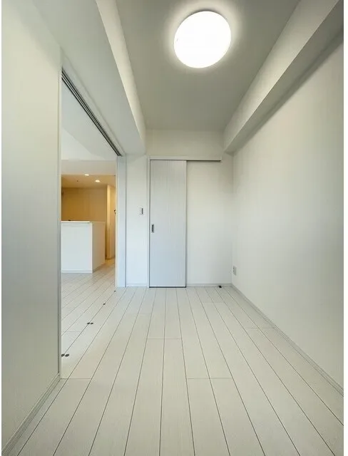 Comforia Liv Ueno - Interior - ["Flooring", "Floor", "Ceiling"]
