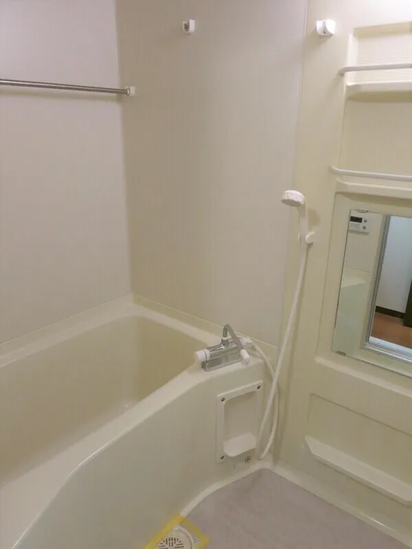 GRACE Omori - Interior - ["Flooring", "Plumbing fixture", "Floor"]