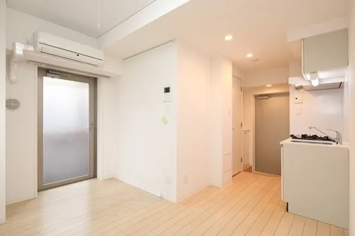 La Class Ikebukuro - Interior - ["Flooring", "Floor", "Ceiling"]